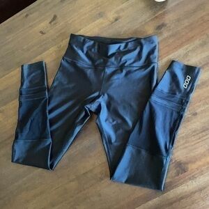 Lorna Jane leggings